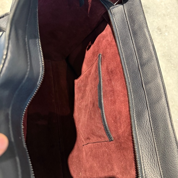 ✨ Mulberry Zipped Bayswater – Large, Dark Navy Grained Leather ✨ - Picture 5 of 13